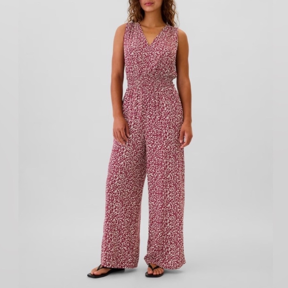 Gap Red Floral Smocked Wide Leg V Neck Jumpsuit Size L